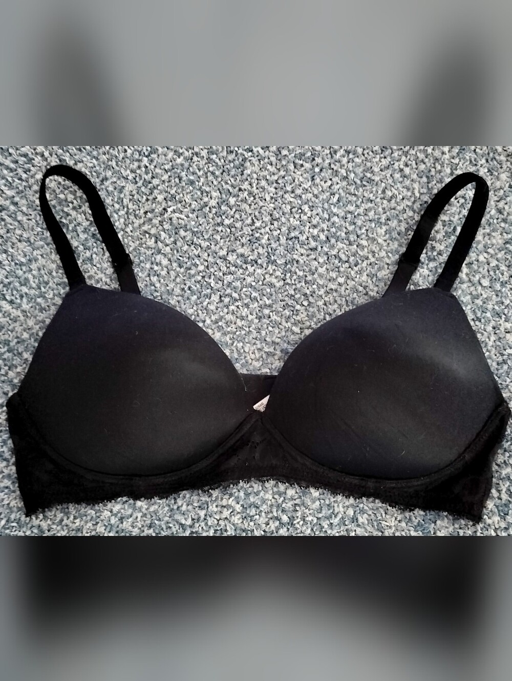 Victoria's Secret Body by Victoria Wireless Nursing Bra Black Size 36C